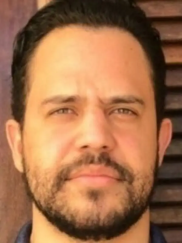 Portrait of person named Alan Lopes