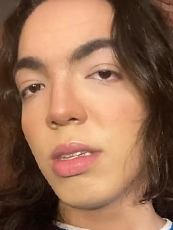 Portrait of person named Lê Abranches