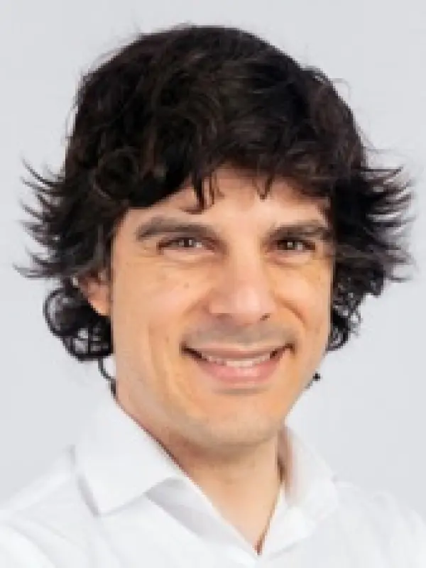 Portrait of person named Quique Fernández-Regatillo