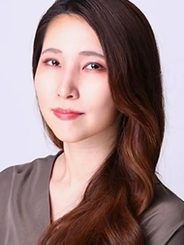 Portrait of person named Robin Yoshino