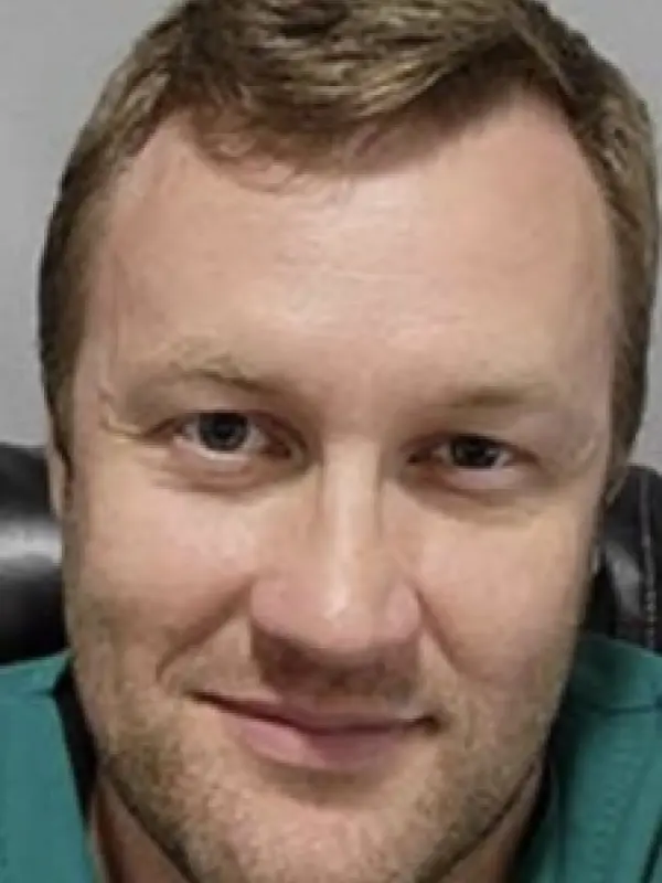 Portrait of person named Kyle Halberstadt