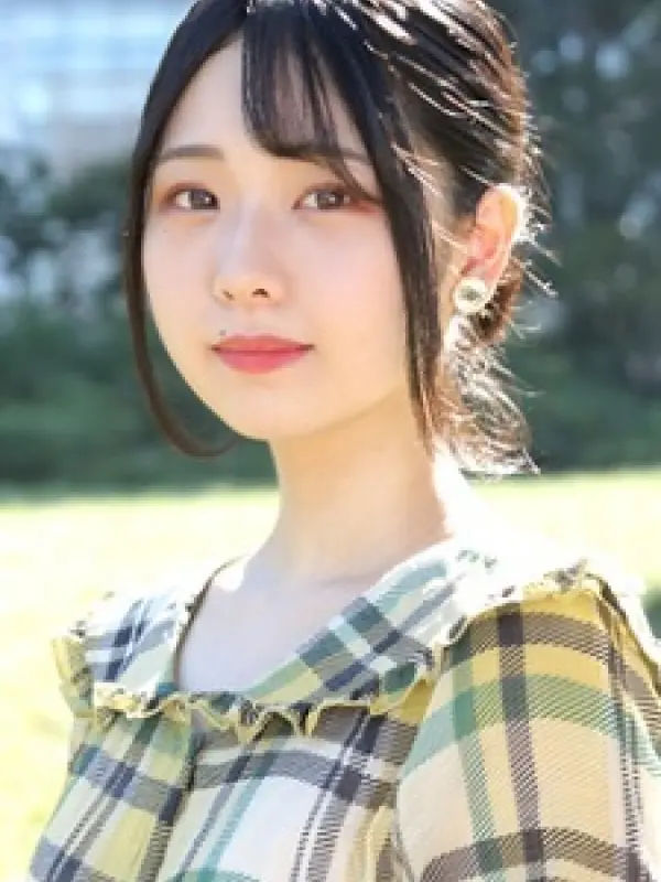 Portrait of person named Hitomi Shirakaba
