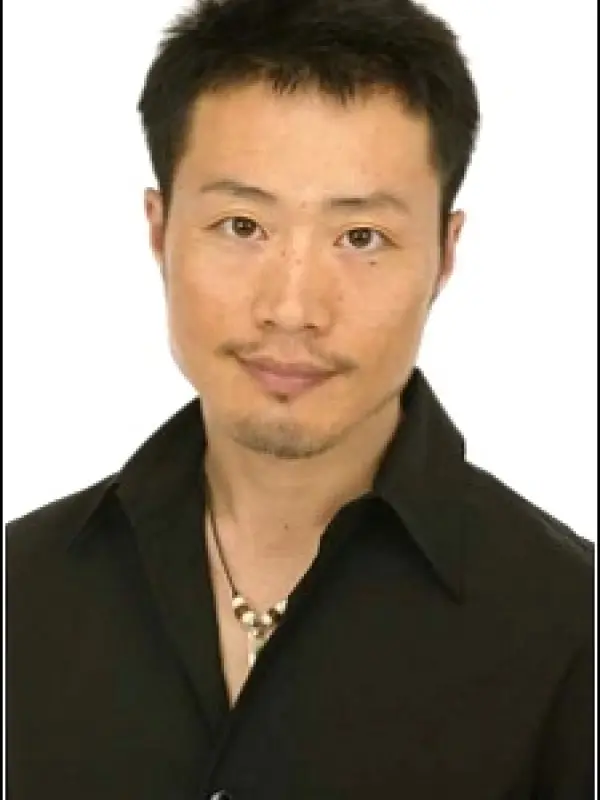 Portrait of person named Eiji Takemoto