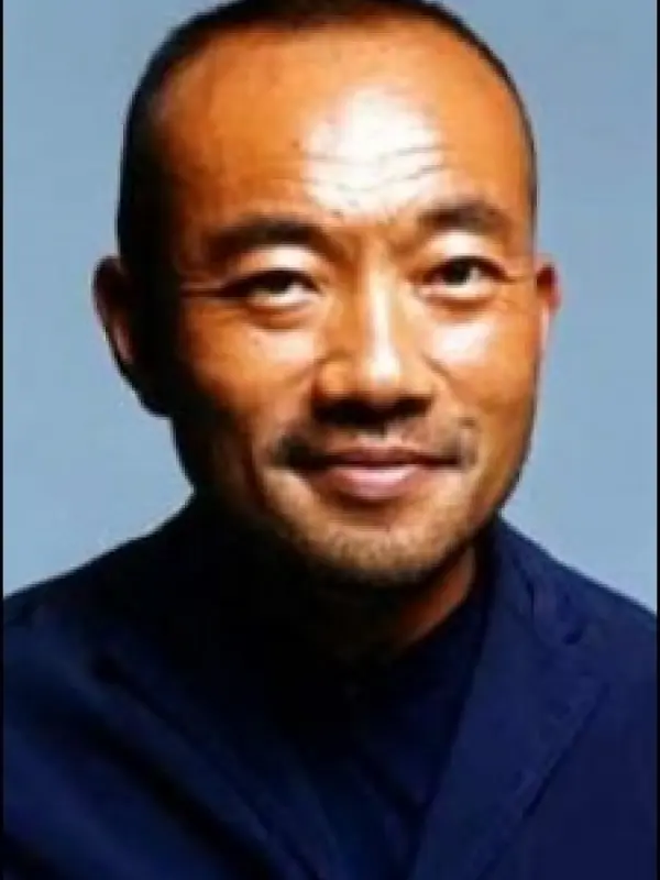 Portrait of person named Naoto Takenaka
