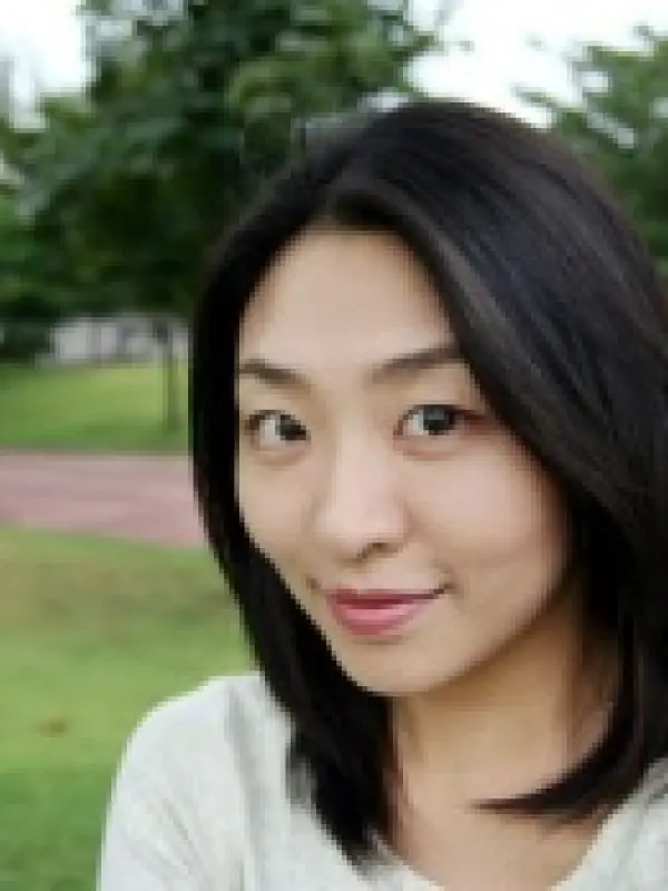 Portrait of person named Seo Yeong Kim