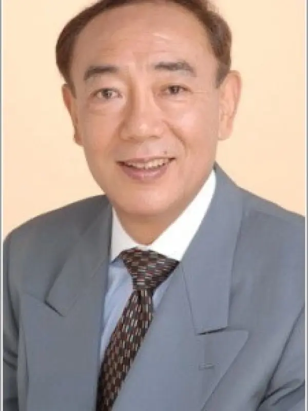 Portrait of person named Akira Murayama