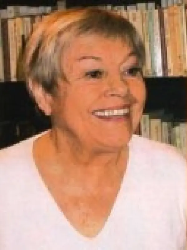 Portrait of person named Arlette Thomas