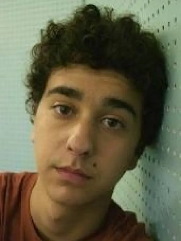 Portrait of person named Alex Wolff