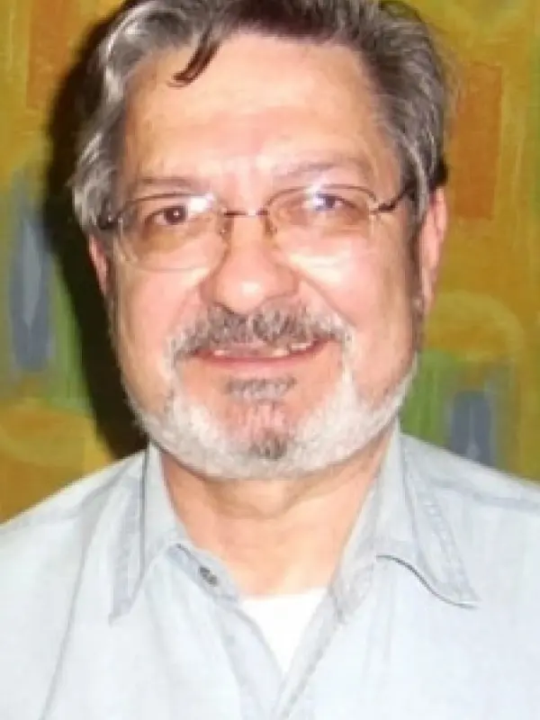 Portrait of person named Eudes Carvalho